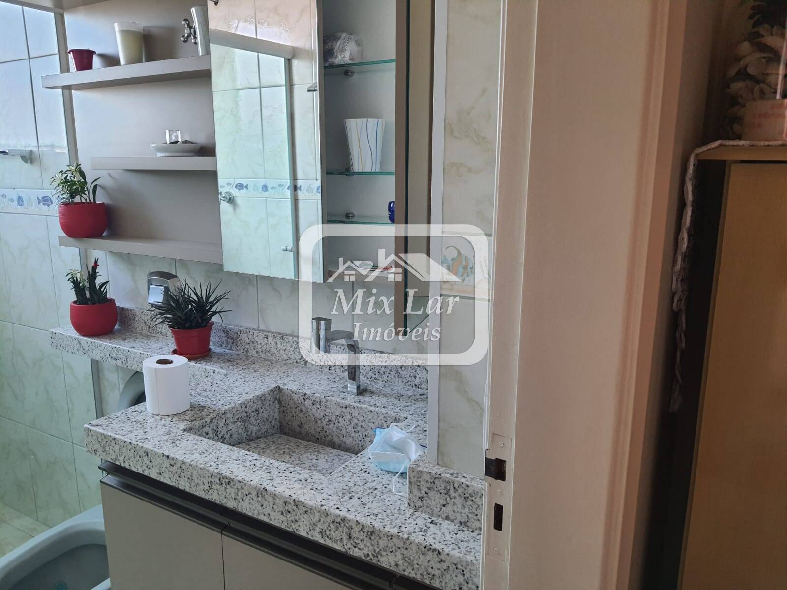 Apartamento à venda com 2 quartos, 63m² - Foto 13