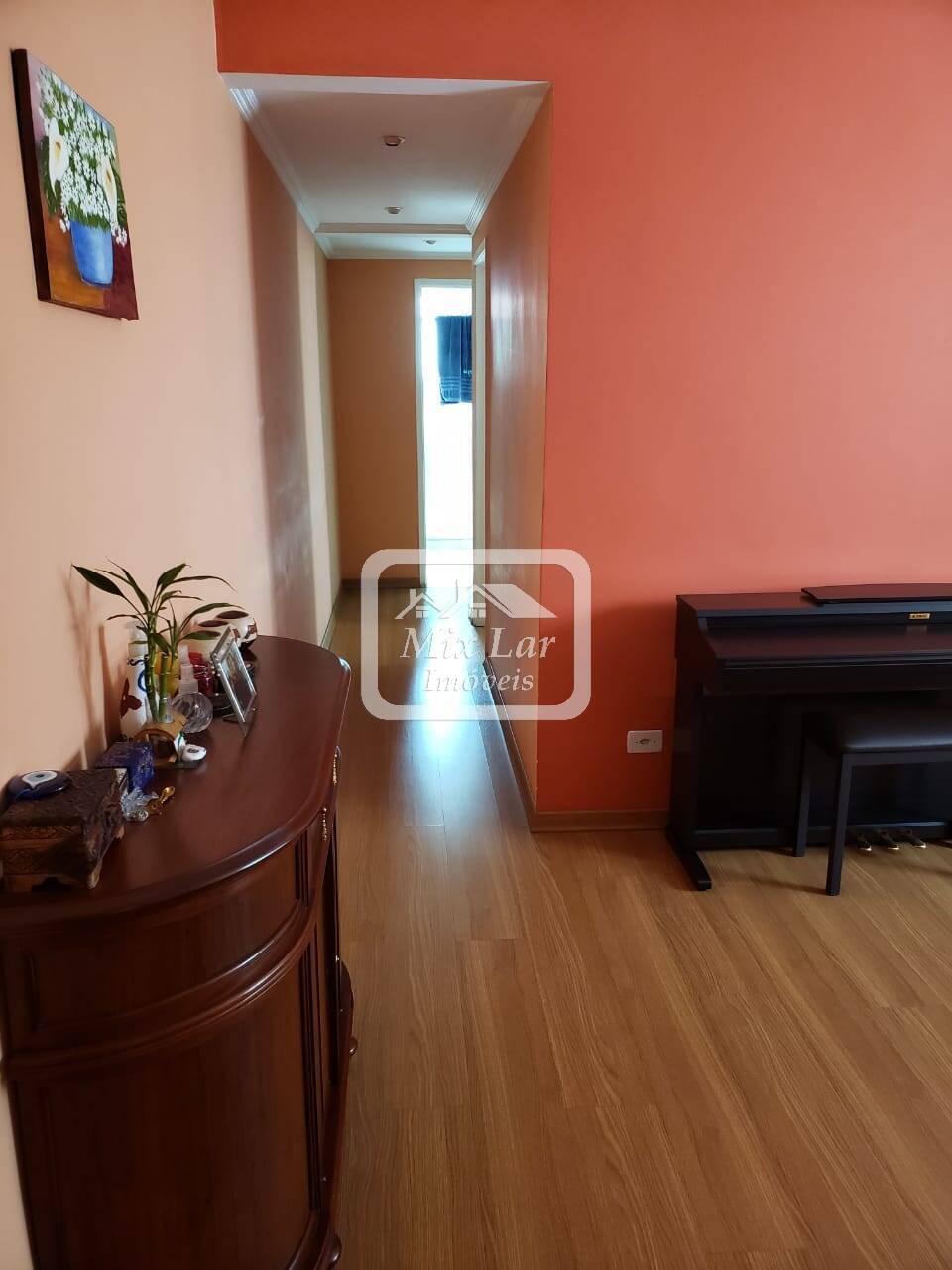 Apartamento à venda com 2 quartos, 63m² - Foto 3