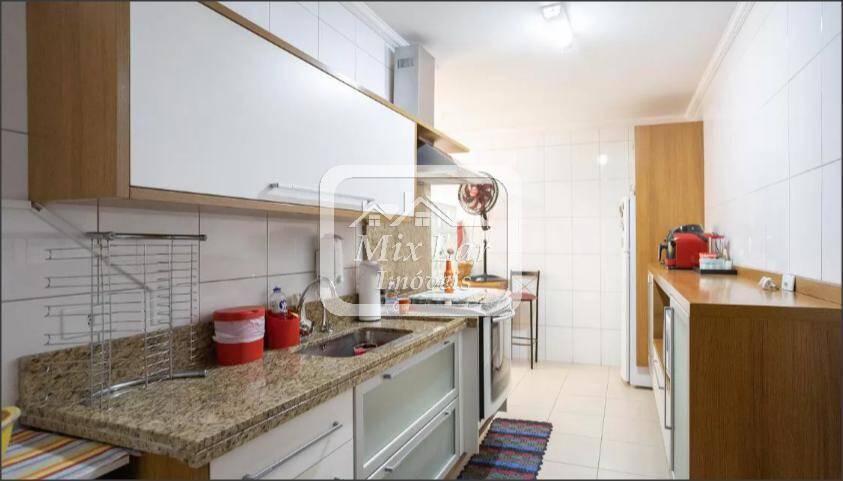 Apartamento à venda com 2 quartos, 65m² - Foto 9