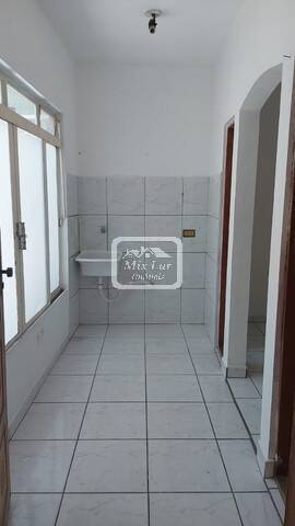 Sobrado à venda com 4 quartos, 240m² - Foto 6