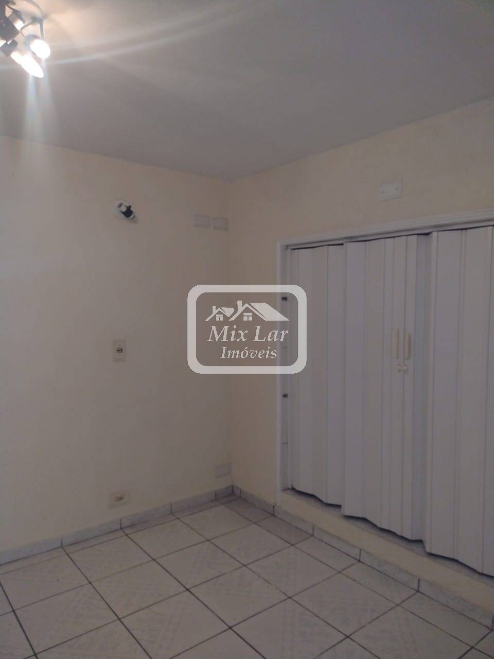 Sobrado à venda com 2 quartos, 183m² - Foto 11