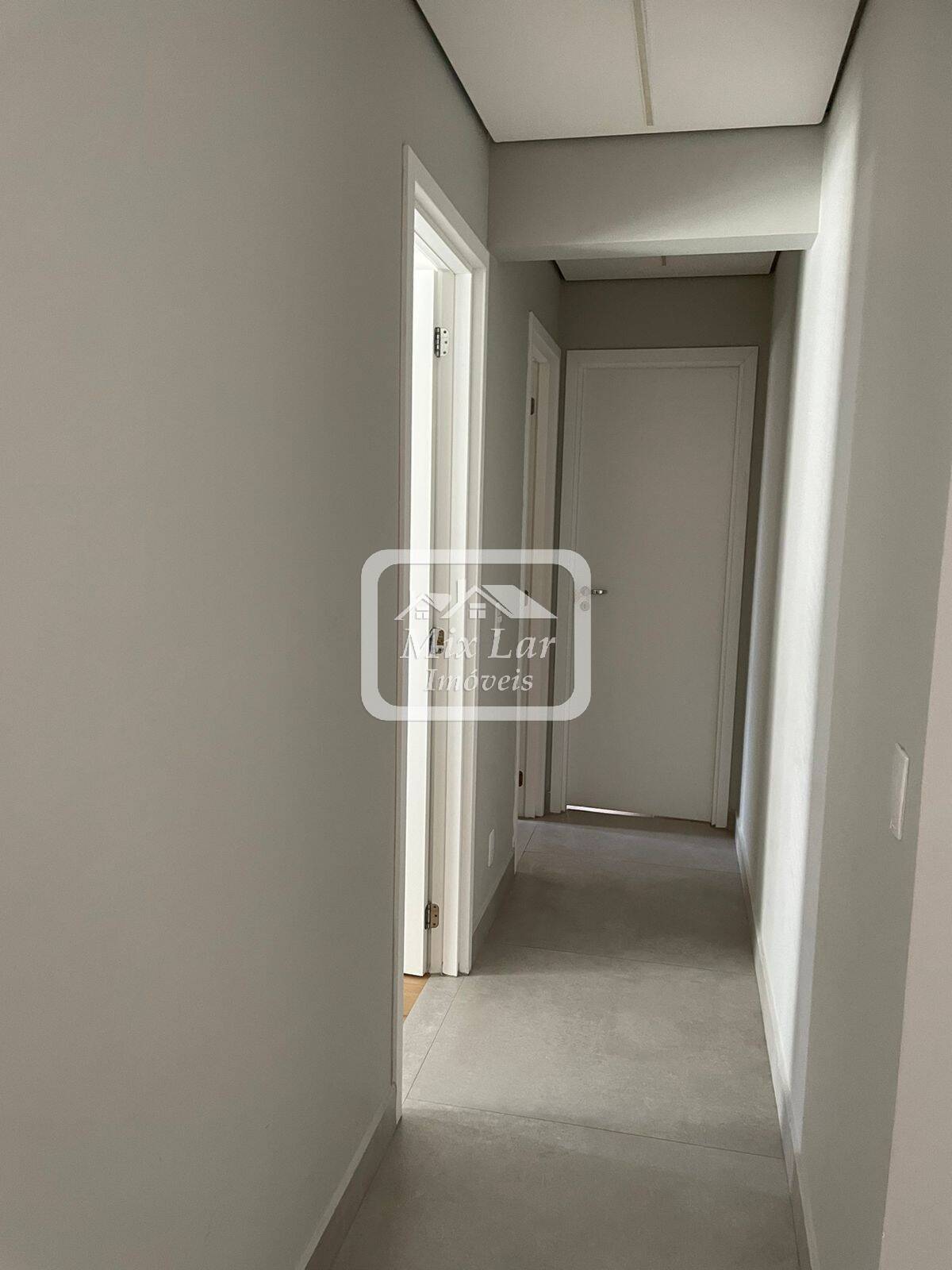 Apartamento à venda com 3 quartos, 96m² - Foto 33