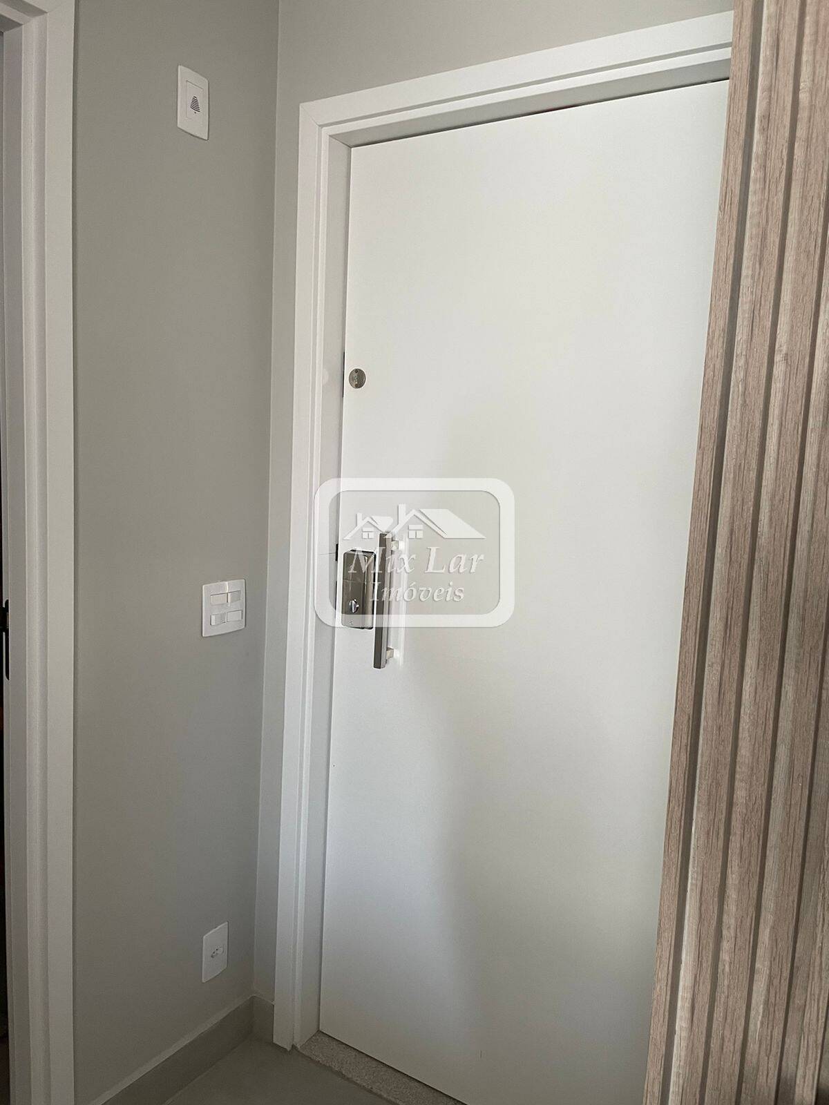 Apartamento à venda com 3 quartos, 96m² - Foto 28