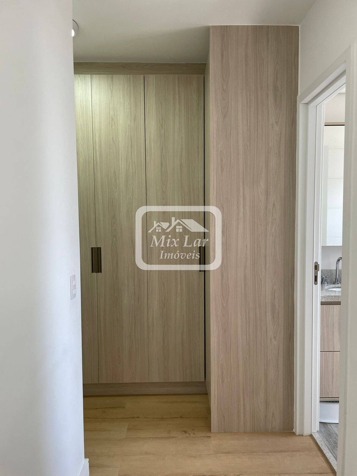 Apartamento à venda com 3 quartos, 96m² - Foto 18