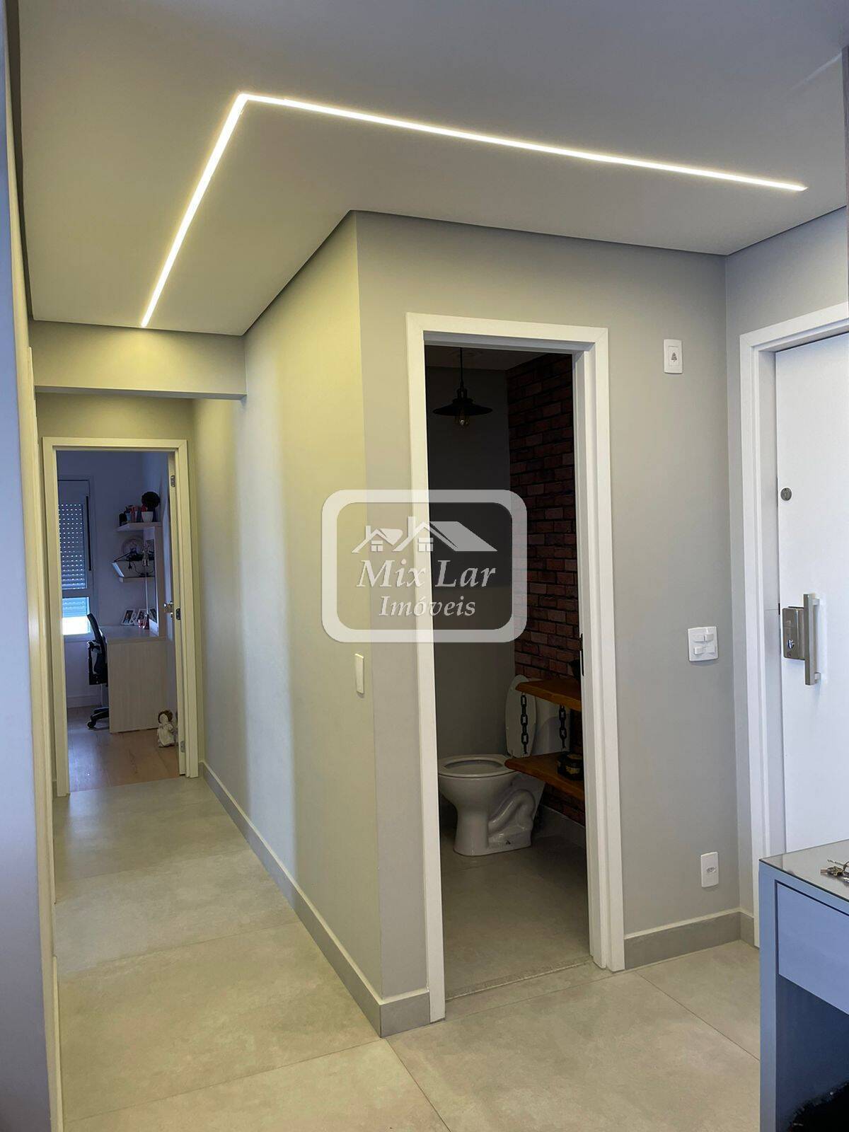 Apartamento à venda com 3 quartos, 96m² - Foto 26