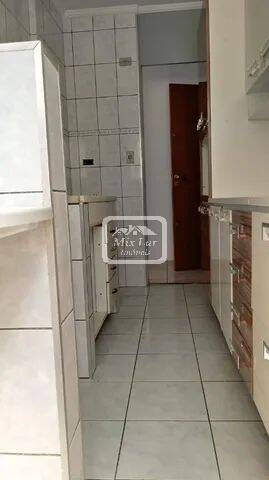 Apartamento à venda com 2 quartos, 65m² - Foto 2