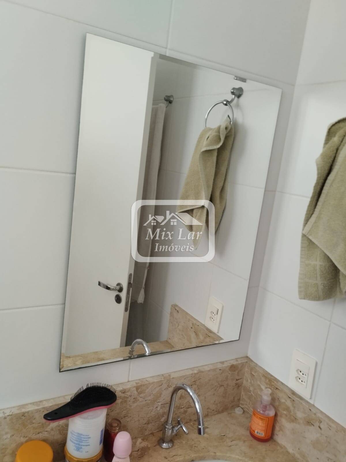 Apartamento à venda com 2 quartos, 70m² - Foto 47