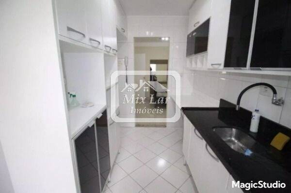 Apartamento à venda com 2 quartos, 62m² - Foto 5