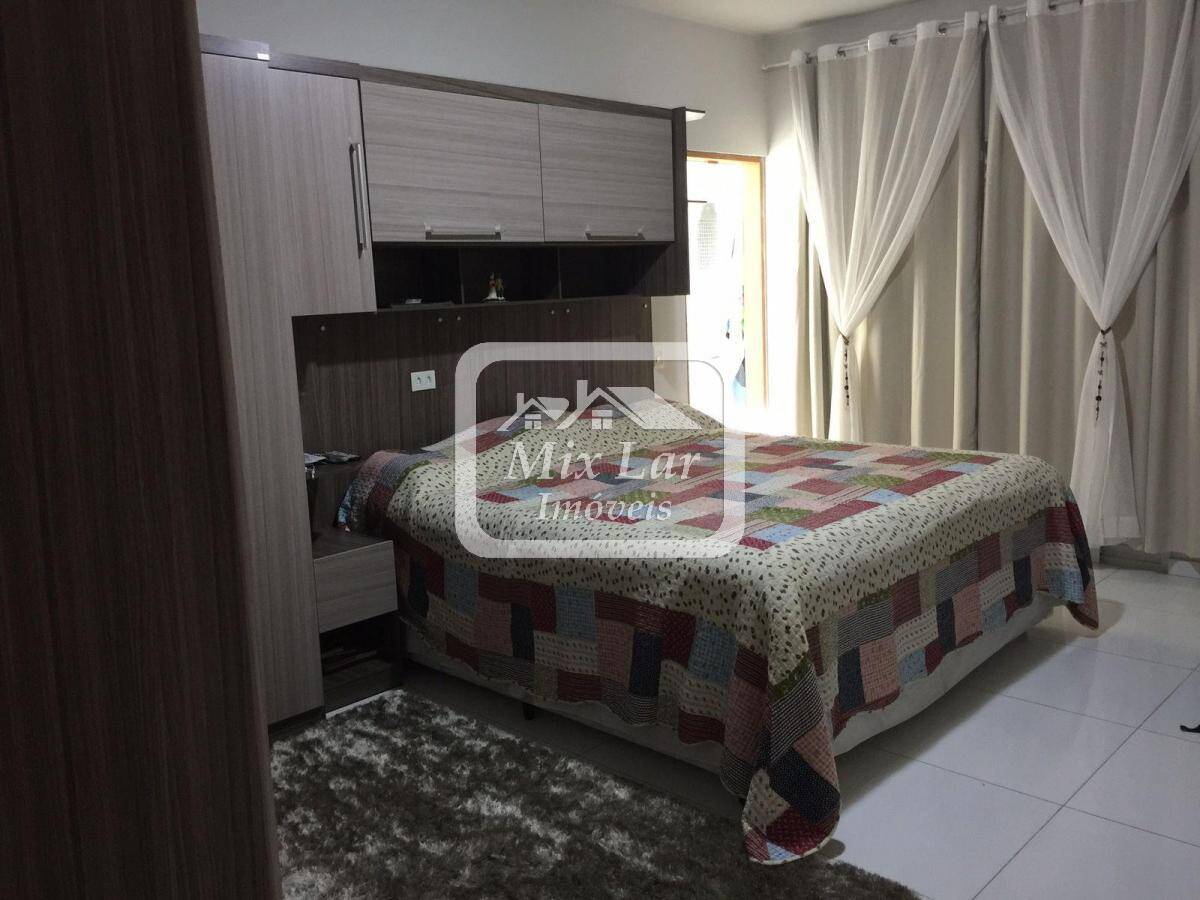 Sobrado à venda com 3 quartos, 241m² - Foto 9