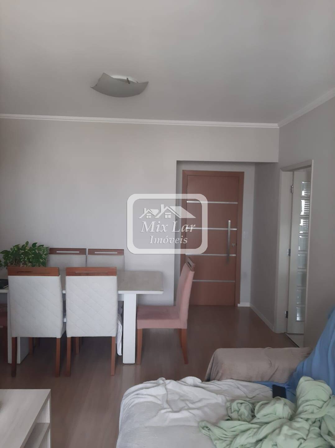 Apartamento à venda com 2 quartos, 61m² - Foto 1