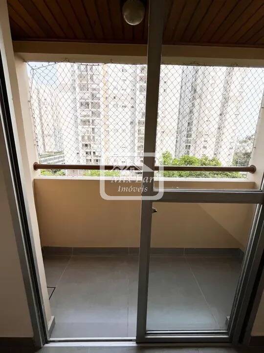 Apartamento à venda com 3 quartos, 64m² - Foto 11