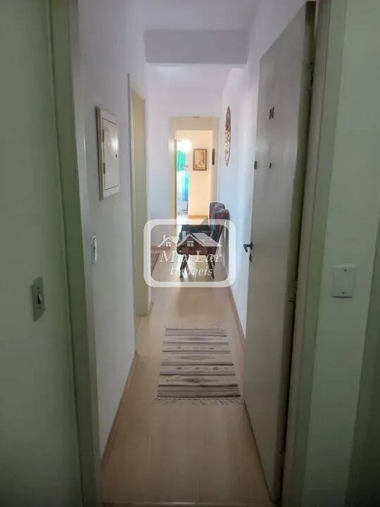 Apartamento à venda com 2 quartos, 69m² - Foto 4