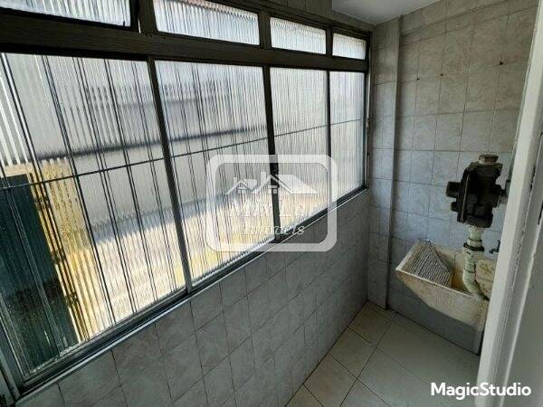 Apartamento para alugar com 2 quartos, 61m² - Foto 12