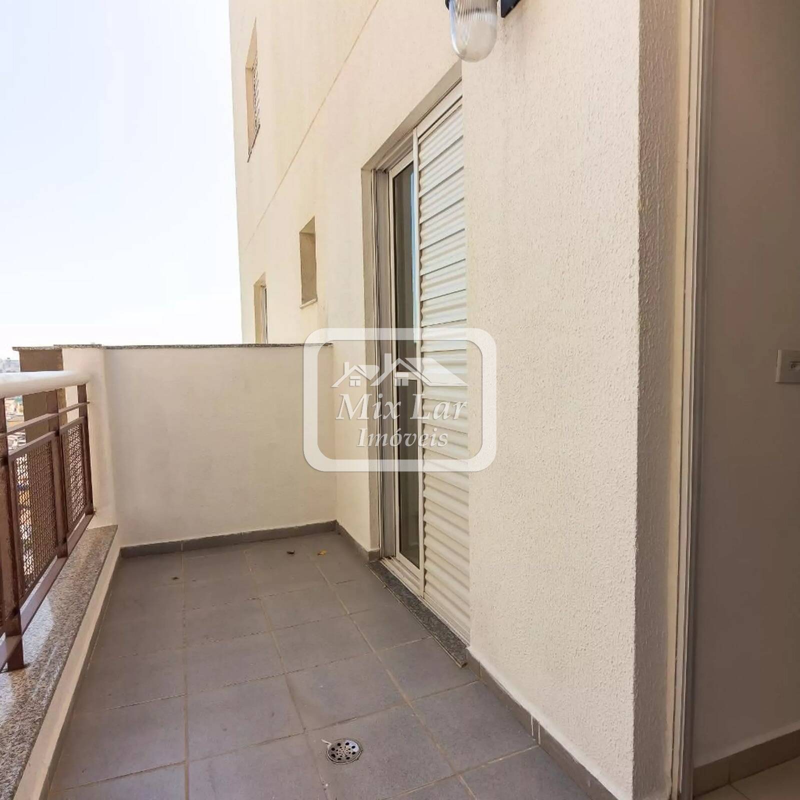 Apartamento à venda com 2 quartos, 65m² - Foto 23