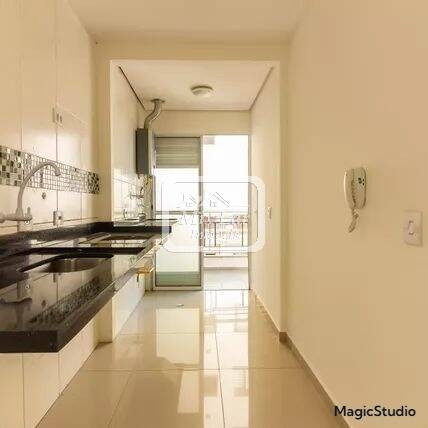 Apartamento à venda com 2 quartos, 65m² - Foto 4