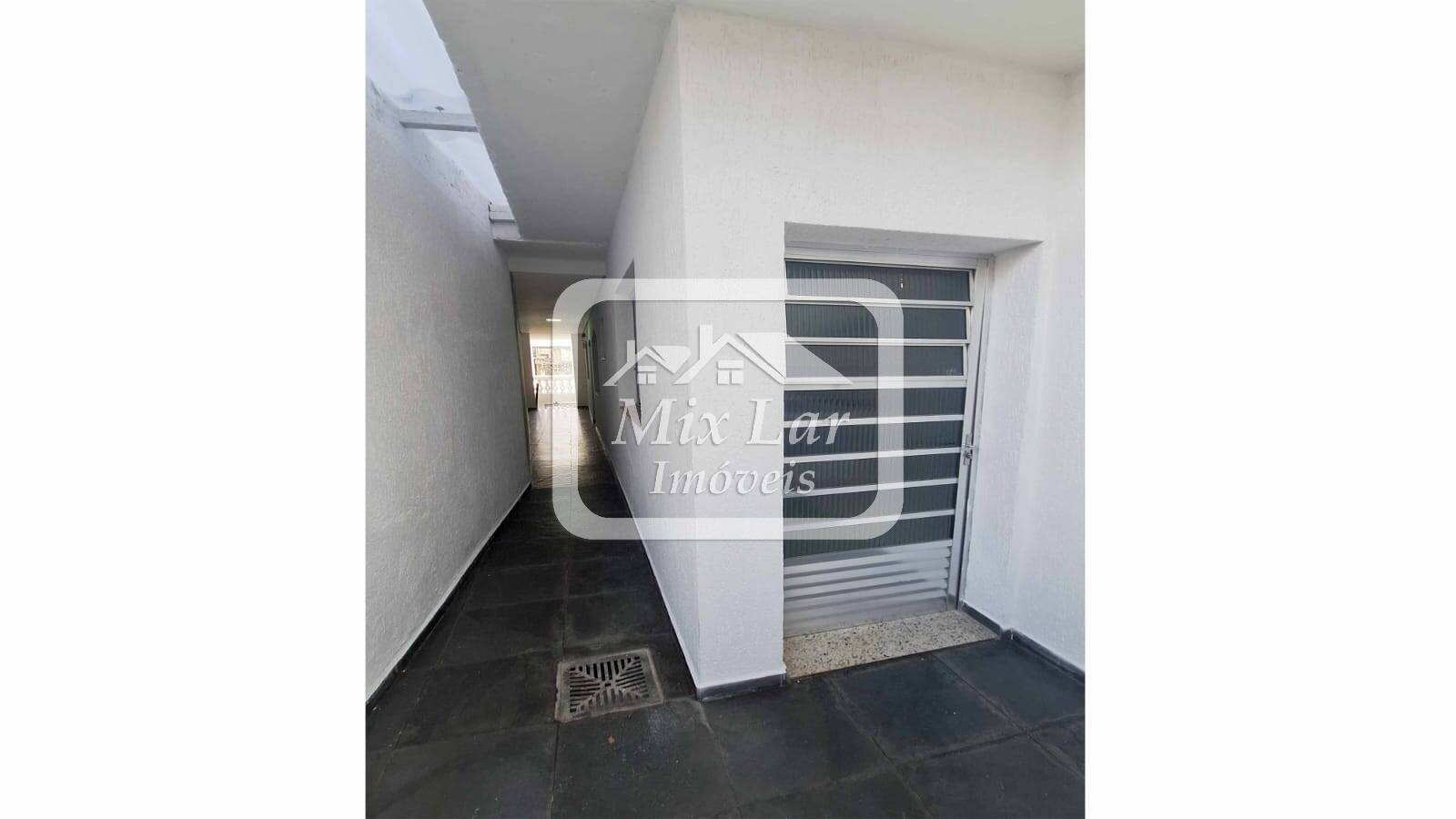 Sobrado à venda com 3 quartos, 252m² - Foto 36