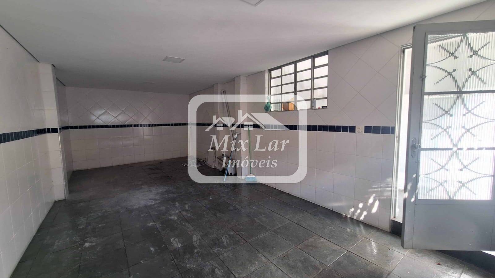 Sobrado à venda com 3 quartos, 252m² - Foto 38