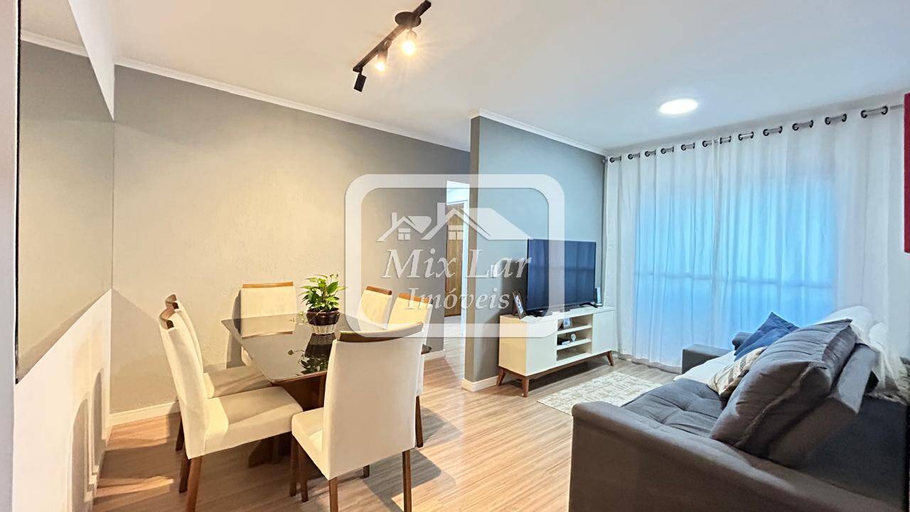 Apartamento à venda com 2 quartos, 61m² - Foto 1