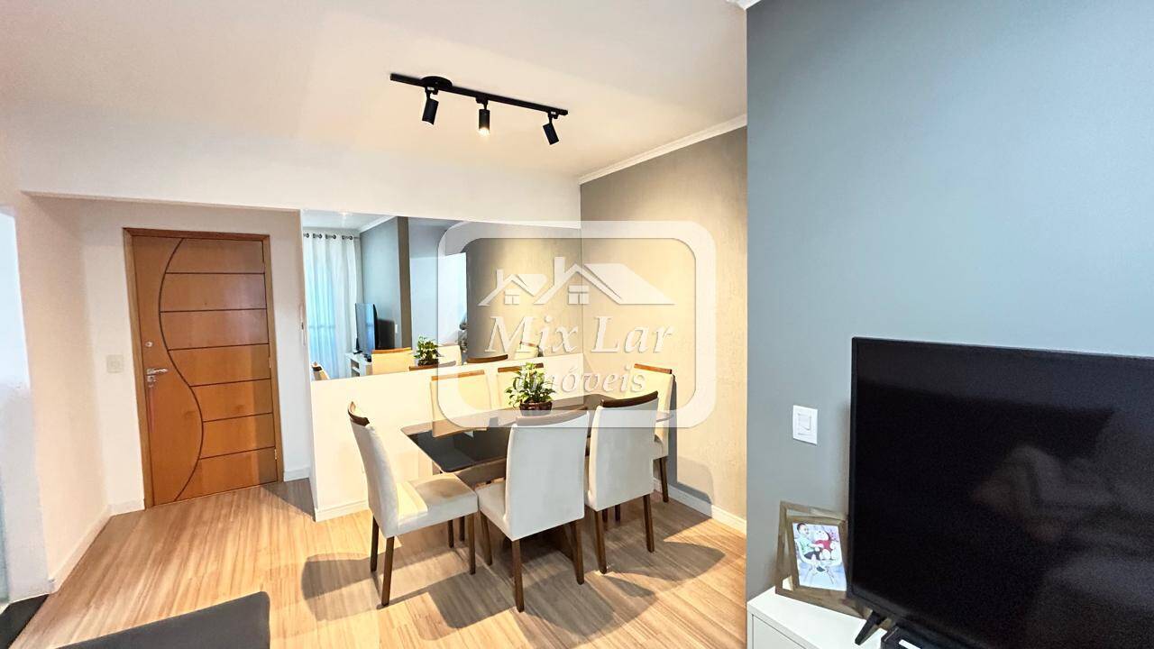 Apartamento à venda com 2 quartos, 61m² - Foto 4