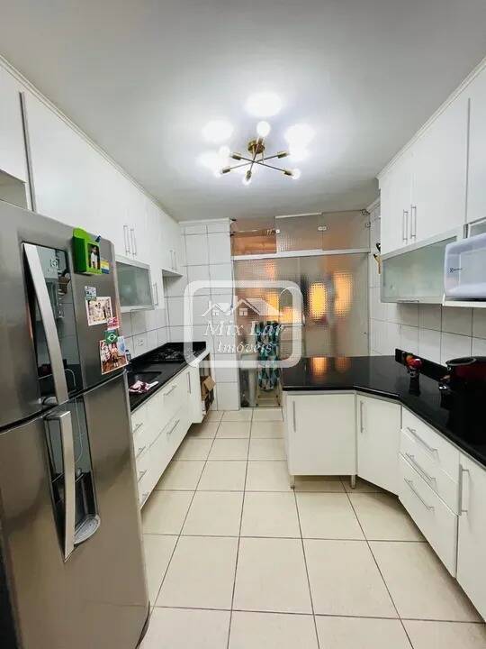 Apartamento à venda com 3 quartos, 79m² - Foto 4