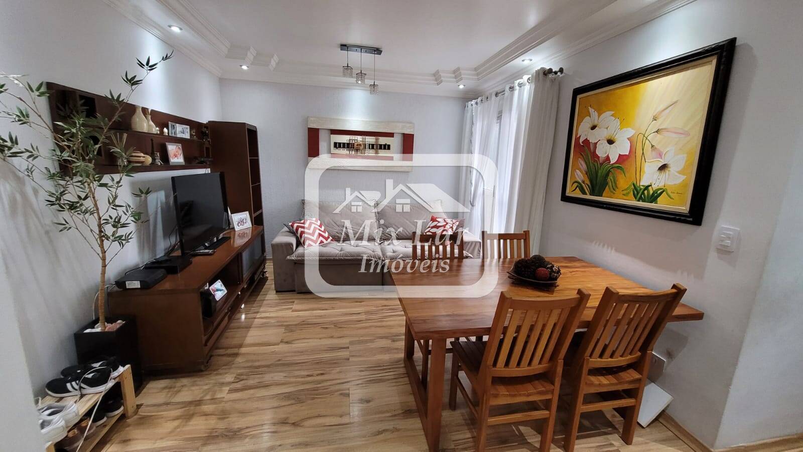 Apartamento à venda com 2 quartos, 61m² - Foto 2