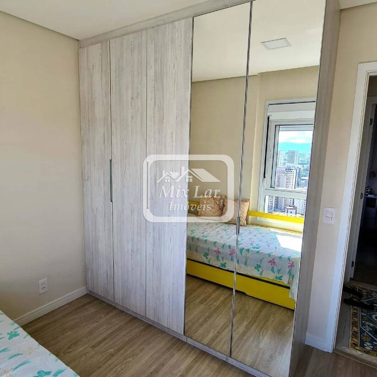 Apartamento à venda com 2 quartos, 72m² - Foto 13