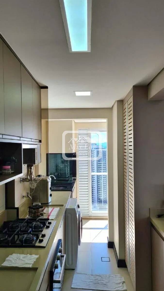 Apartamento à venda com 2 quartos, 72m² - Foto 10