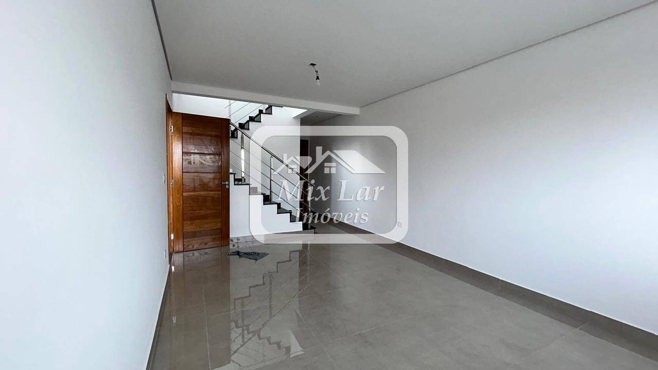 Sobrado à venda com 3 quartos, 160m² - Foto 2